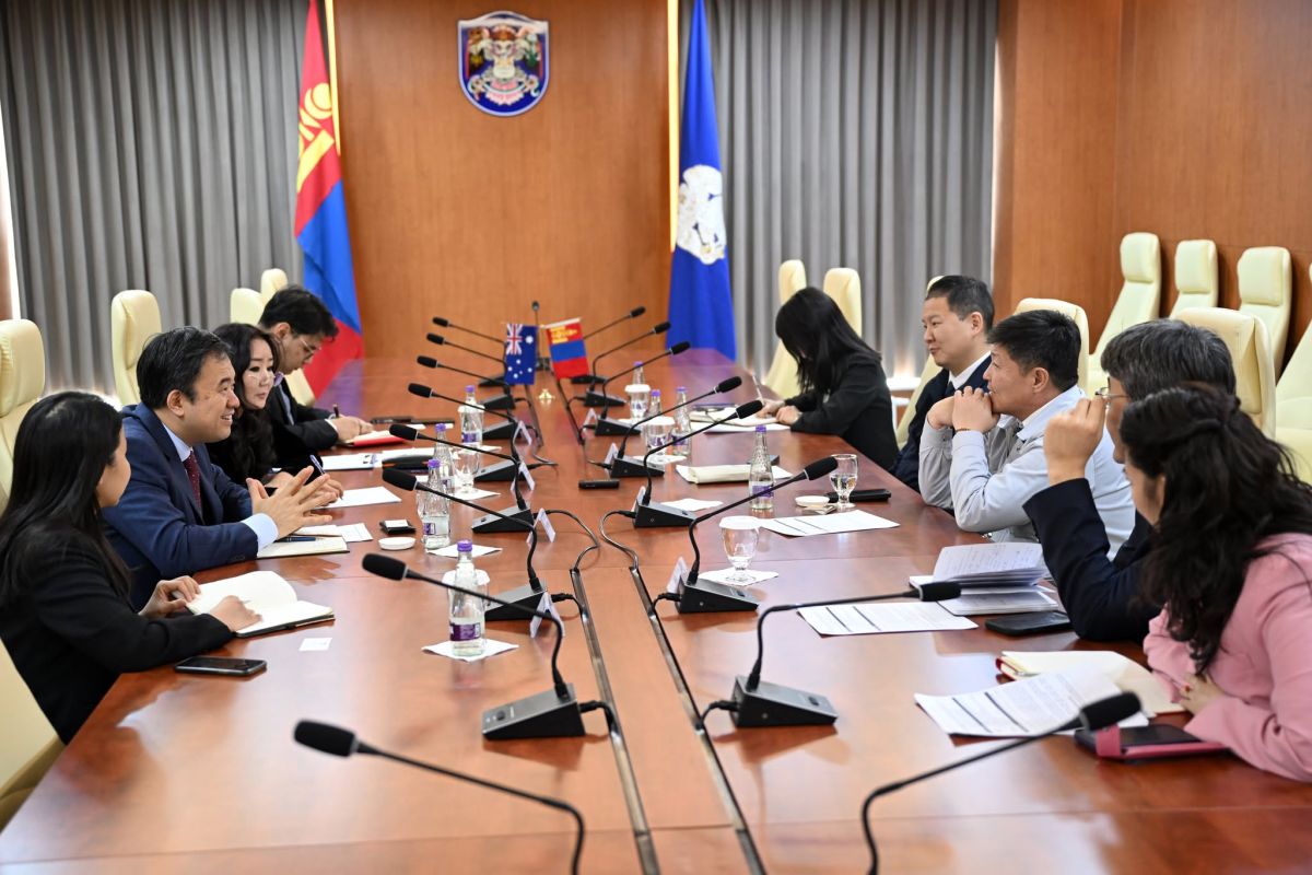 Хотын дарга Х.Нямбаатар Австралийн Холбооны Улсаас Монгол Улсад суугаа Онц бөгөөд Бүрэн эрхт Элчин сайдтай уулзлаа